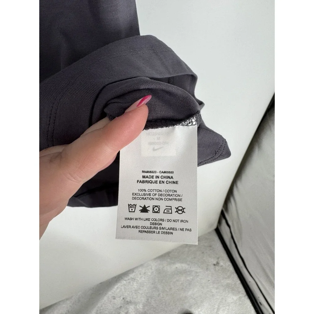 Nike Total 90 Tee T Shirt Mens Size Medium Graphic Short Sleeve Grey IB6032-064